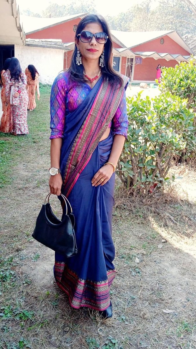 prapti_Kanchhu's tweet photo. प्रिय तिमीलाई लाग्दैन र ????  तिम्रो नामको सिन्दुर र पोतेको कमि भइरहेछ ?😜❤️ https://t.co/tNxUlMDj3y