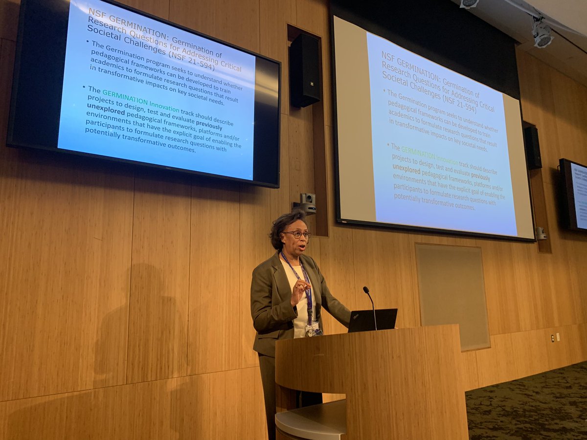 MirunaGTegla's tweet image. It was a true honor to organize the #CUNYPostdocRetreat. We had a full day of outstanding postdoc talks, an enlightening career panel with @NYCuratrix @DikiyChelovek @susjessschof, an info session with Drs. Furlong and Wesson, and a beyond-inspiring keynote address @drcarolmason