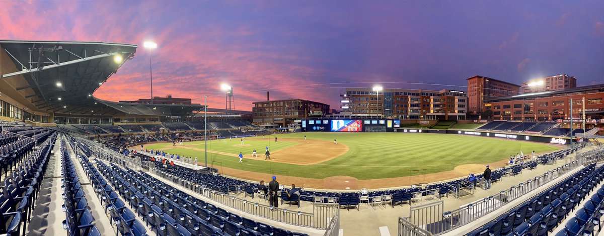 DukeBASE's tweet photo. Baseball skies. 😍 https://t.co/r6WVJfDENR