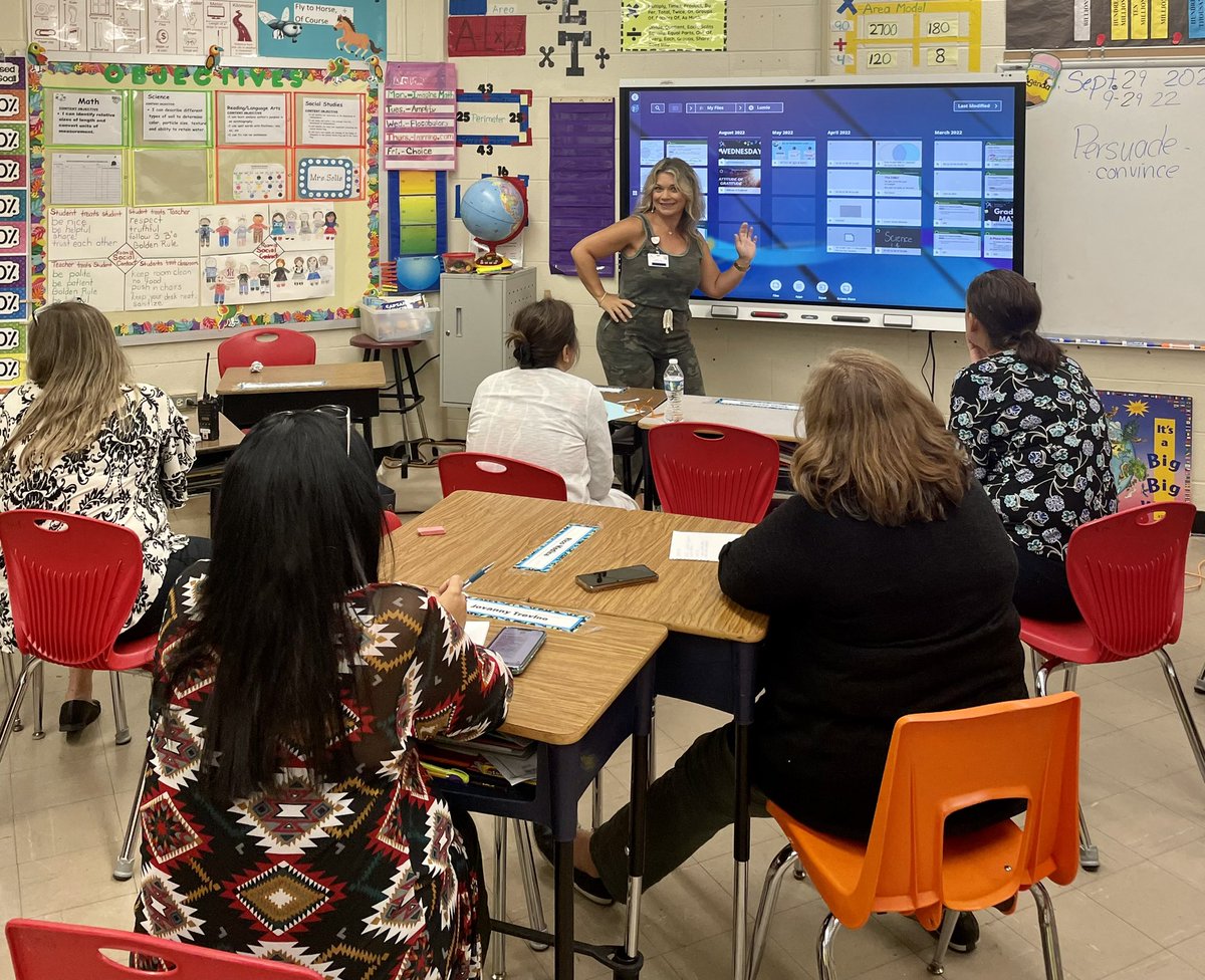 WeldonSmithRR's tweet photo. Thank you @BrandeyWade Addison for supporting our teachers with SMART TV technology! #CCISDProud https://t.co/OPFkSmurEj