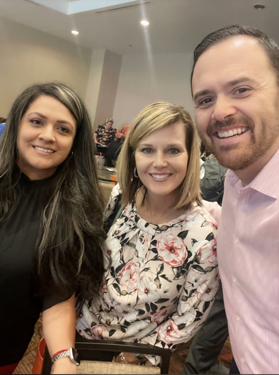 lizcastelline's tweet photo. Day 2 done! Excited about collaborating with other great leaders! Thank you for the opportunity @tchill_ ! #TXPVI #PI12 https://t.co/I88DSiWI9m