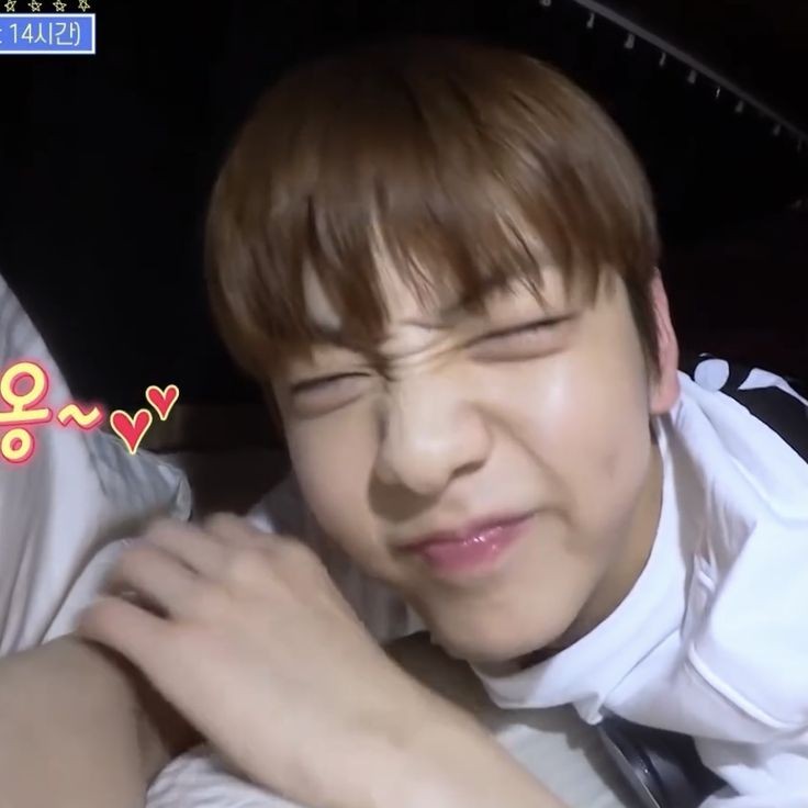 hourly soobin tweet media