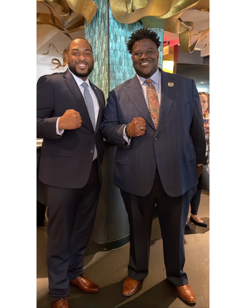 Gary Chambers on Twitter "It was a pleasure to meet Booker4KY in person. What he’s doing in