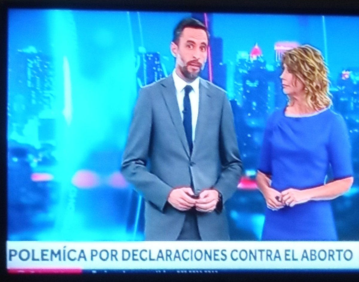 iqq_Grande's tweet photo. Encuentre el error... #CHVNoticias #HastaSiempreSusana #mariselasantibañez #Flaites #flaytes https://t.co/RHkFRi9DRW