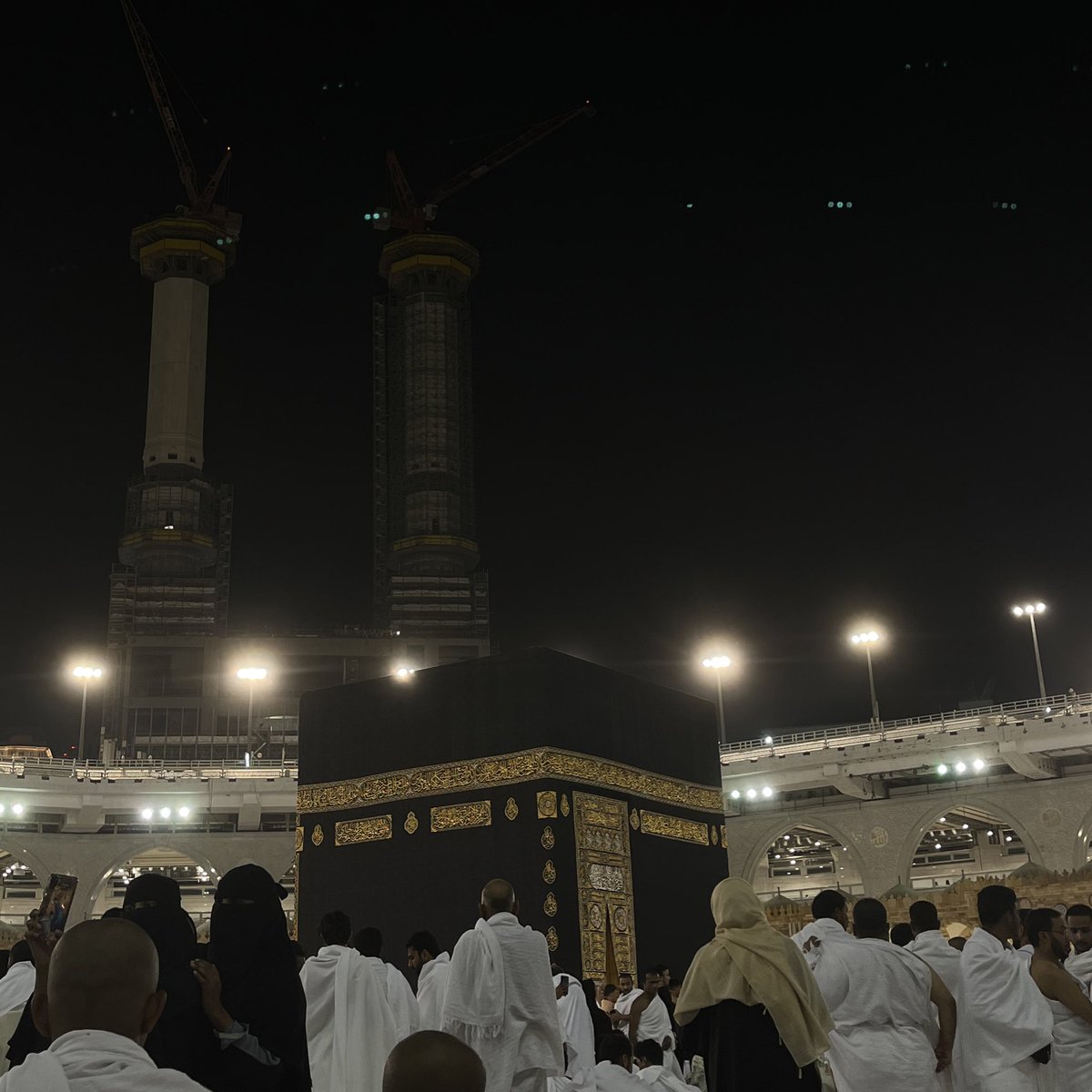kiil05's tweet photo. اللهم إني أستغفرك من جميع الذنوب والخطايا، ما علمت منها وما لم أعلم، اللهم اجمعنا في جناتك جنات النعيم، ولا تفرقنا وأهلنا وأحبائنا بعد الممات يا رب العالمين🤍 https://t.co/iIQ8DjJkuW
