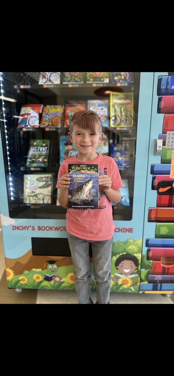 EastElementary's tweet photo. #readers #leaders #EastLeads These kids have gone “above and beyond” in school. #Bookvendingmachine https://t.co/DCaobsQai6
