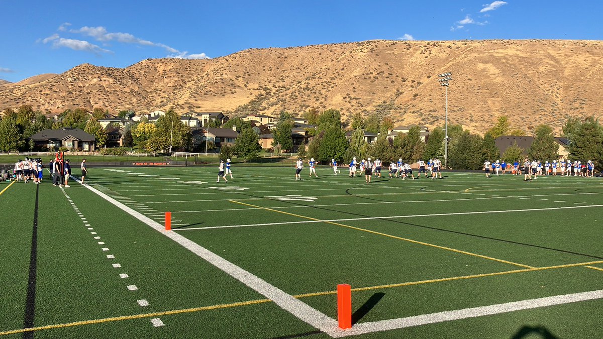 TIMBVP1's tweet photo. JV football Middleton @ Timberline. https://t.co/8MCOFUYESv
