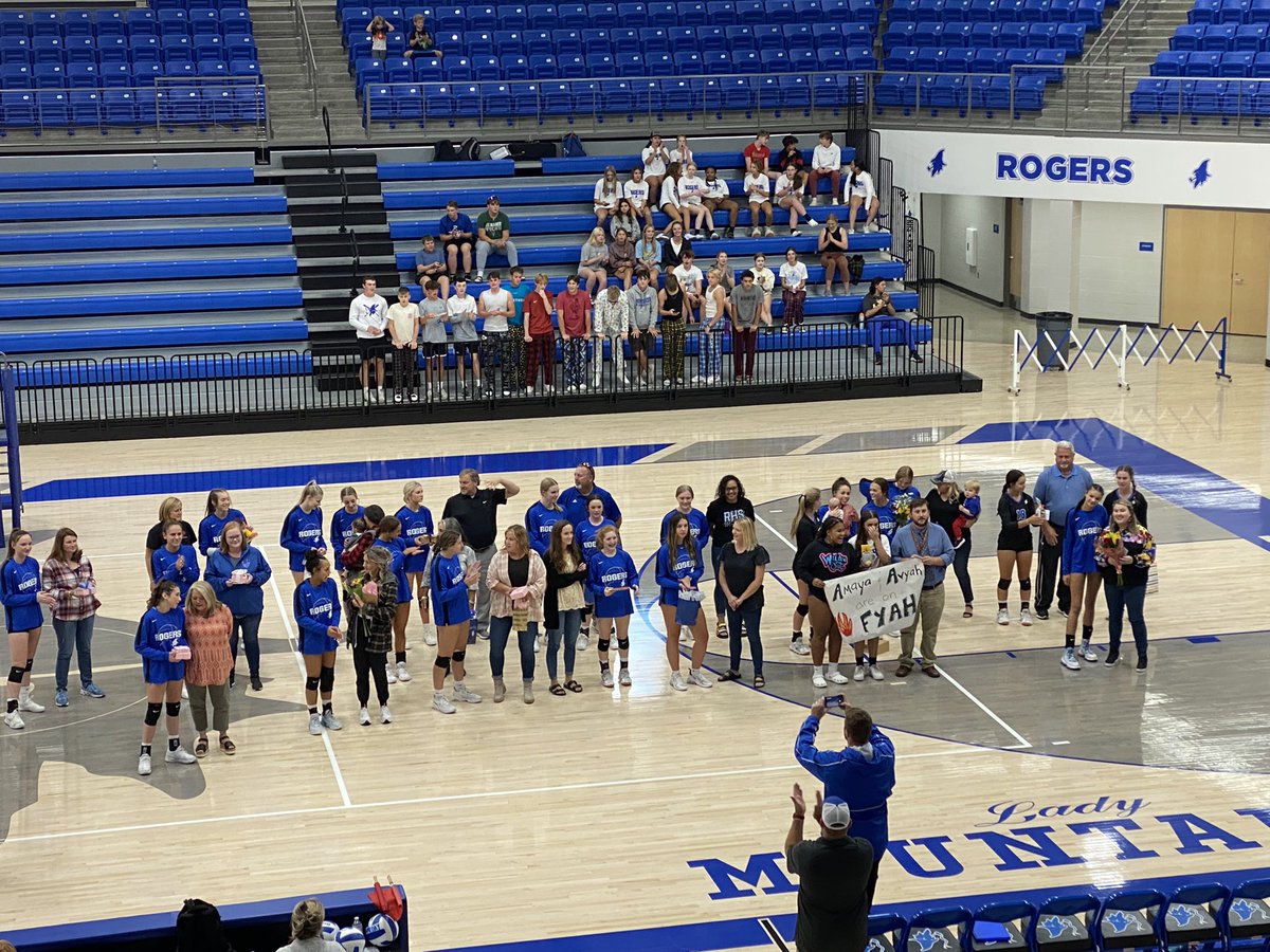 rhs_21's tweet photo. Thank you to our teachers!! @RPS_Athletics @RHS_Williams @Mountie_VB @RHSMounties https://t.co/uXTpxTwQ1s