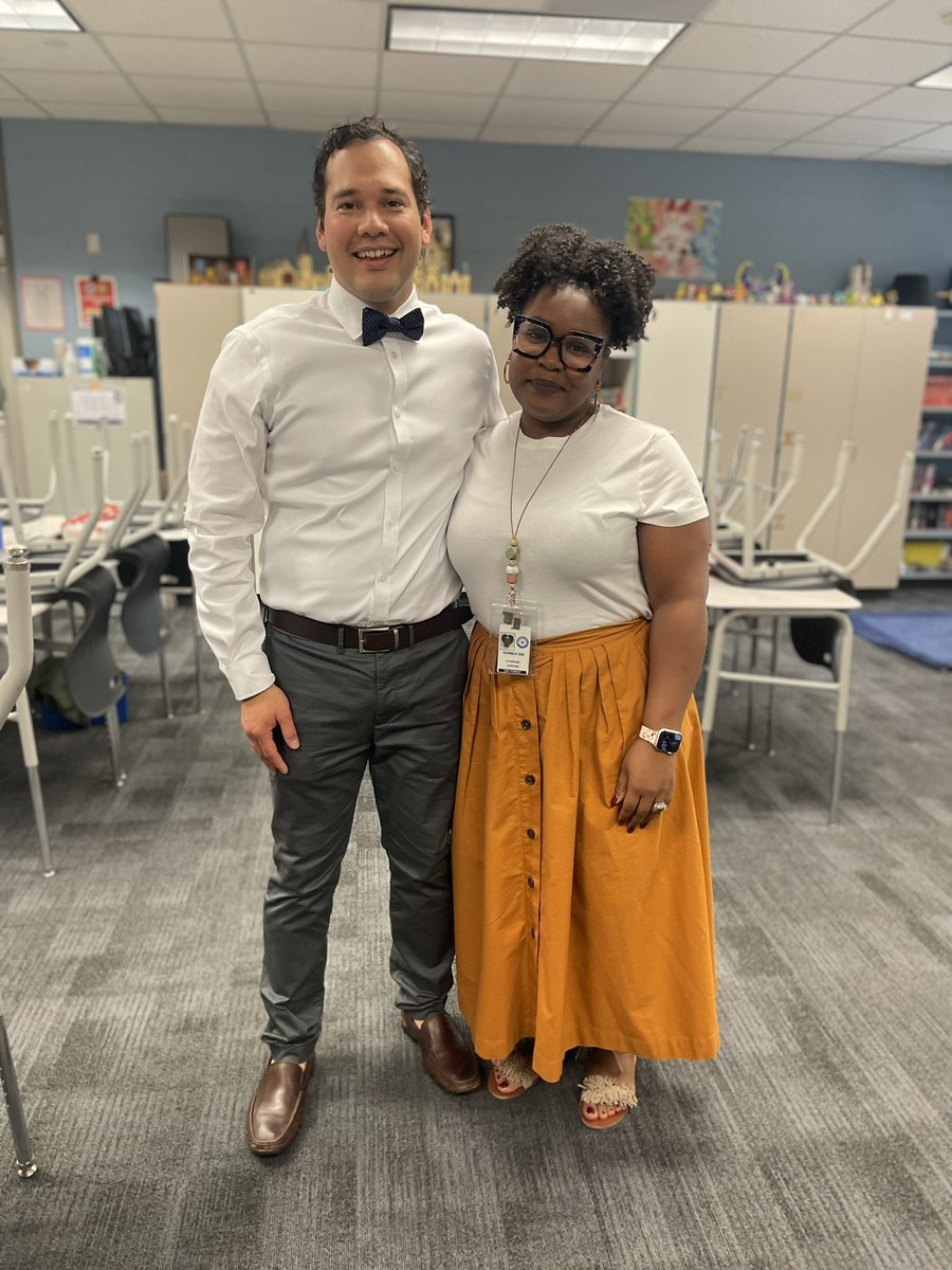 Juan Argueta (@mrjargueta) on Twitter photo 4th grade is starting Dress-to-impress Thursdays! Great way to build character and culture <a href="/HumbleISD_OFE/">Oak Forest Elementary</a>
<a href="/Charnaeowens/">Charnae Jordan</a> <a href="/MrMatthewMeier/">Mr. Matthew Meier</a> #WatchUsSoar 4th grade is starting Dress-to-impress Thursdays! Great way to build character and culture <a href="/HumbleISD_OFE/">Oak Forest Elementary</a>
<a href="/Charnaeowens/">Charnae Jordan</a> <a href="/MrMatthewMeier/">Mr. Matthew Meier</a> #WatchUsSoar