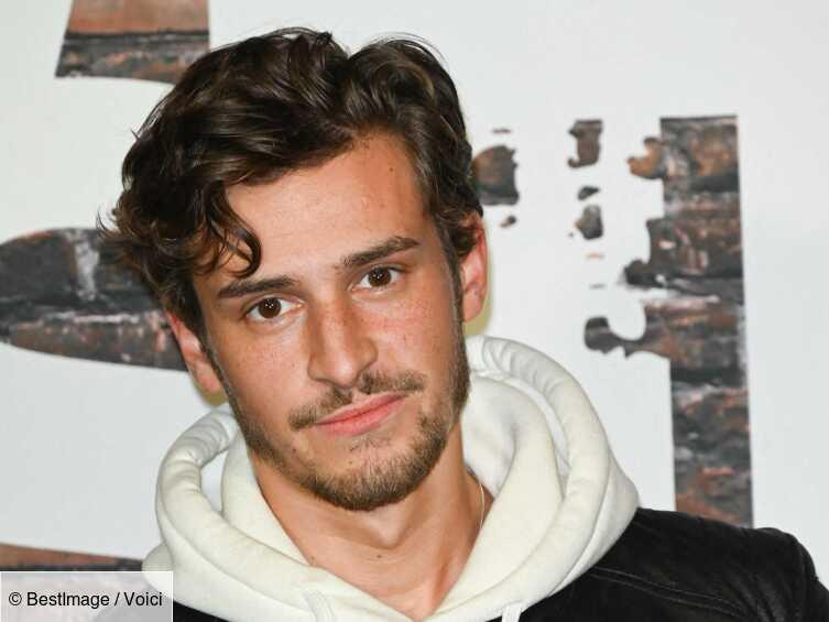 voici's tweet photo. Danse avec les stars : Adrien Caby fait une révélation sur les invités mystères https://t.co/6M0NOLi6dz https://t.co/tAwLrm1zh3