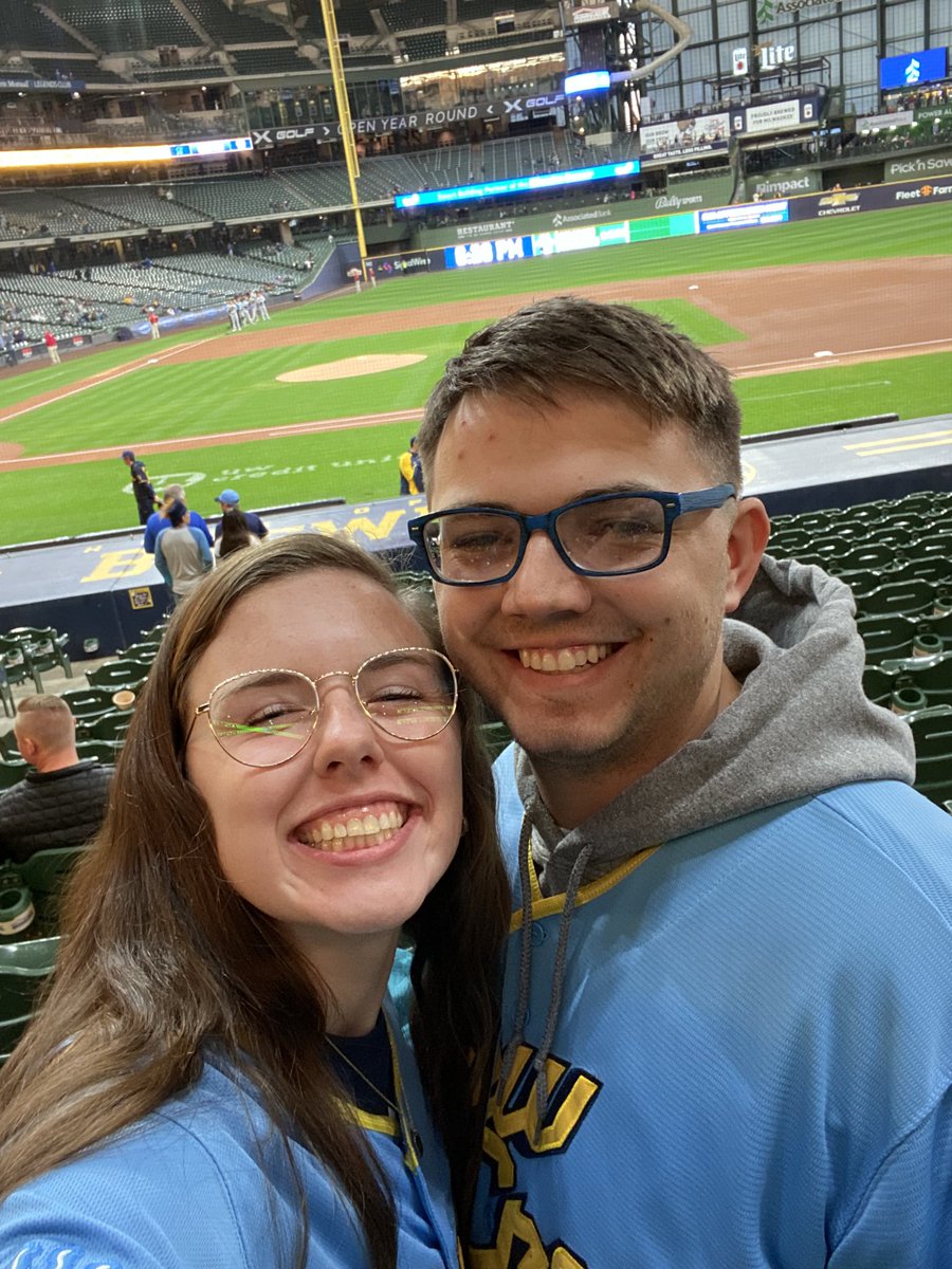 Brielle318's tweet photo. A little honeymooning with the @Brewers #ThisIsMyCrew https://t.co/FFeKGVFohT
