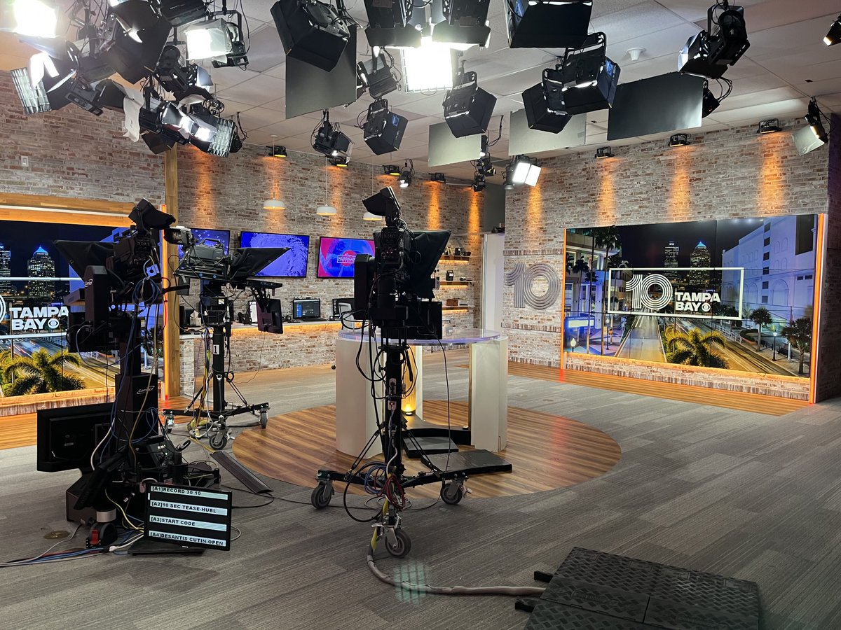 Back in the ⁦<a href="/10TampaBay/">10 Tampa Bay</a>⁩ studios after evacuating for #HurricaneIan