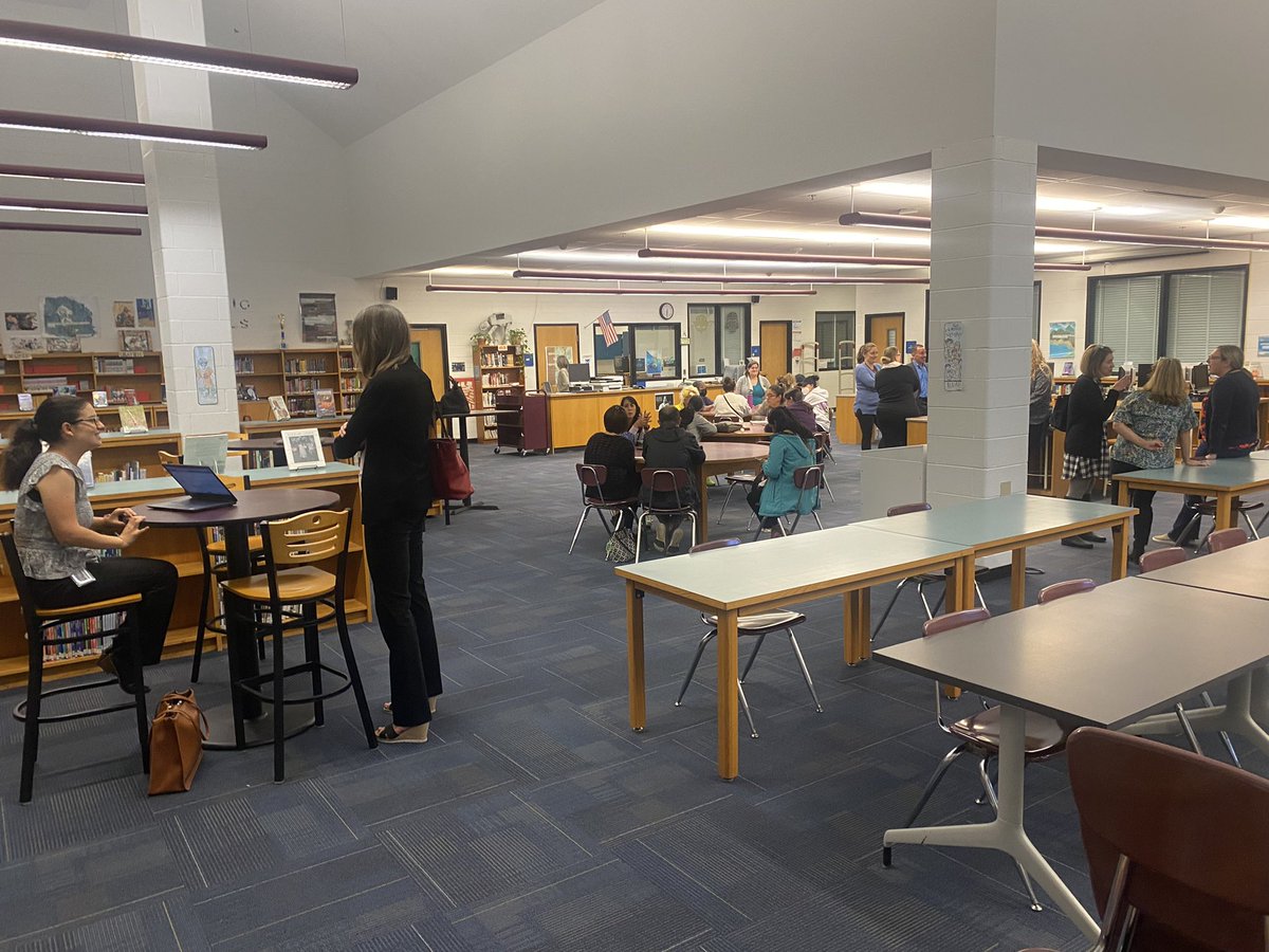 KMS_RTSE's tweet photo. KMS special education parent night 2022 was a HUGE success! It was great to see everyone in person. Our team loved connecting with and meeting our families! @KMS_PRIN5 https://t.co/vEFiOg8DQw