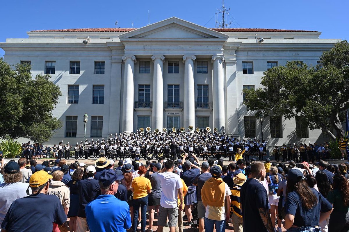 University of California Marching Band tweet media