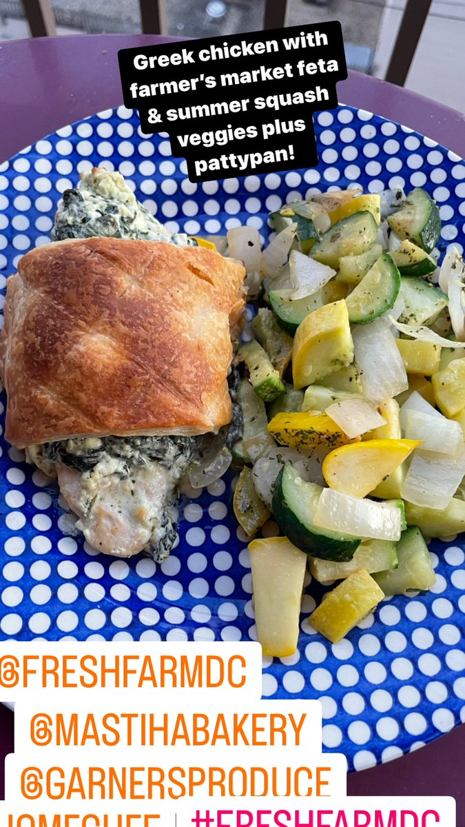 MSKinDC's tweet photo. Love creating new dishes in my kitchen! Greek chicken tonight with spinach & @MASTIHABAKERY feta plus summer squash, pattypan squash, zucchini & onions from @garnersproduce @FRESHFARMDC #freshfarmdc @realhomechef recipe #RealHomeChef plus @laboiteny spices! Yummy leftovers too! https://t.co/ExT5OvWNKm