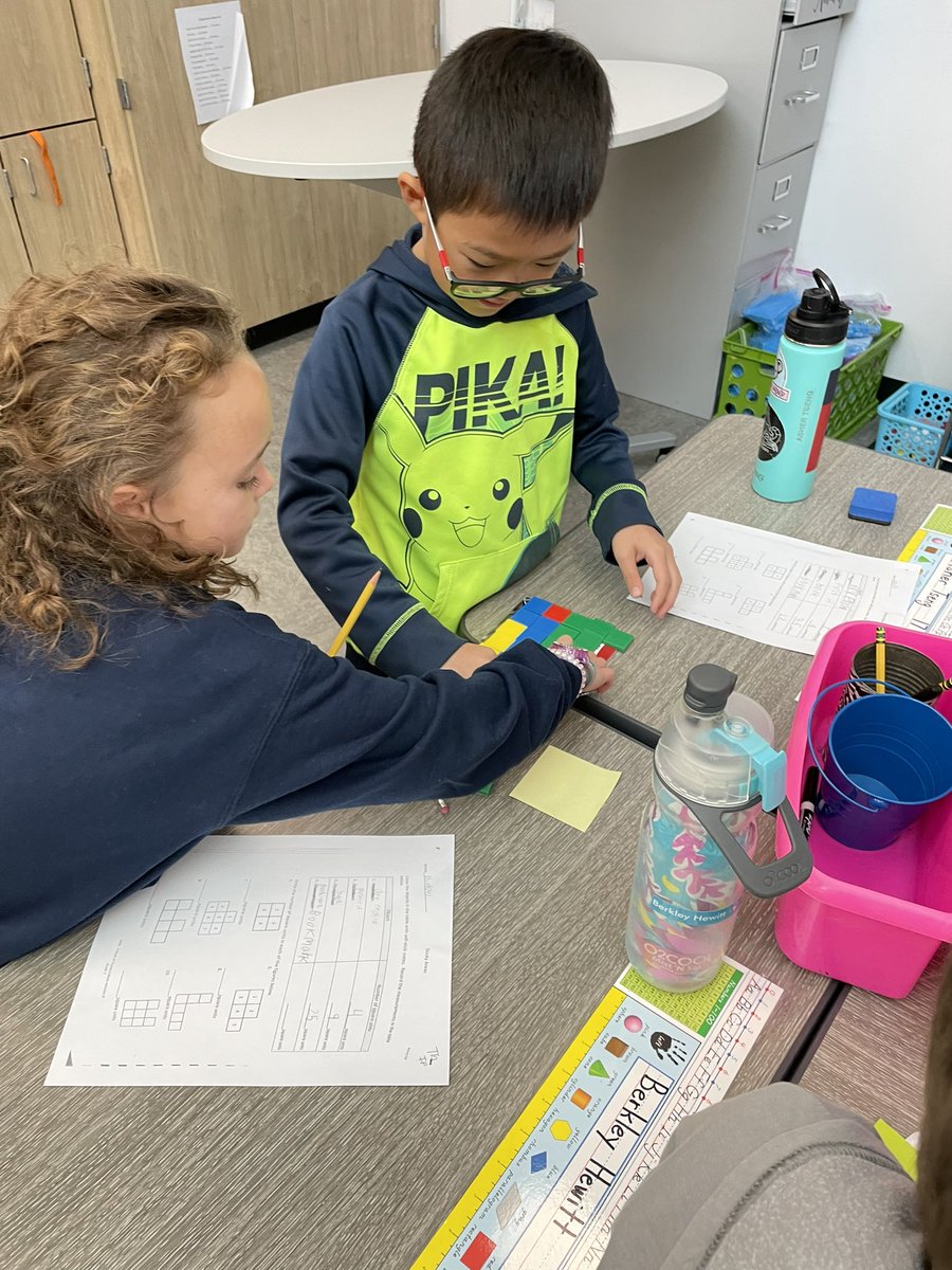 Elizabeth Adams tweet media