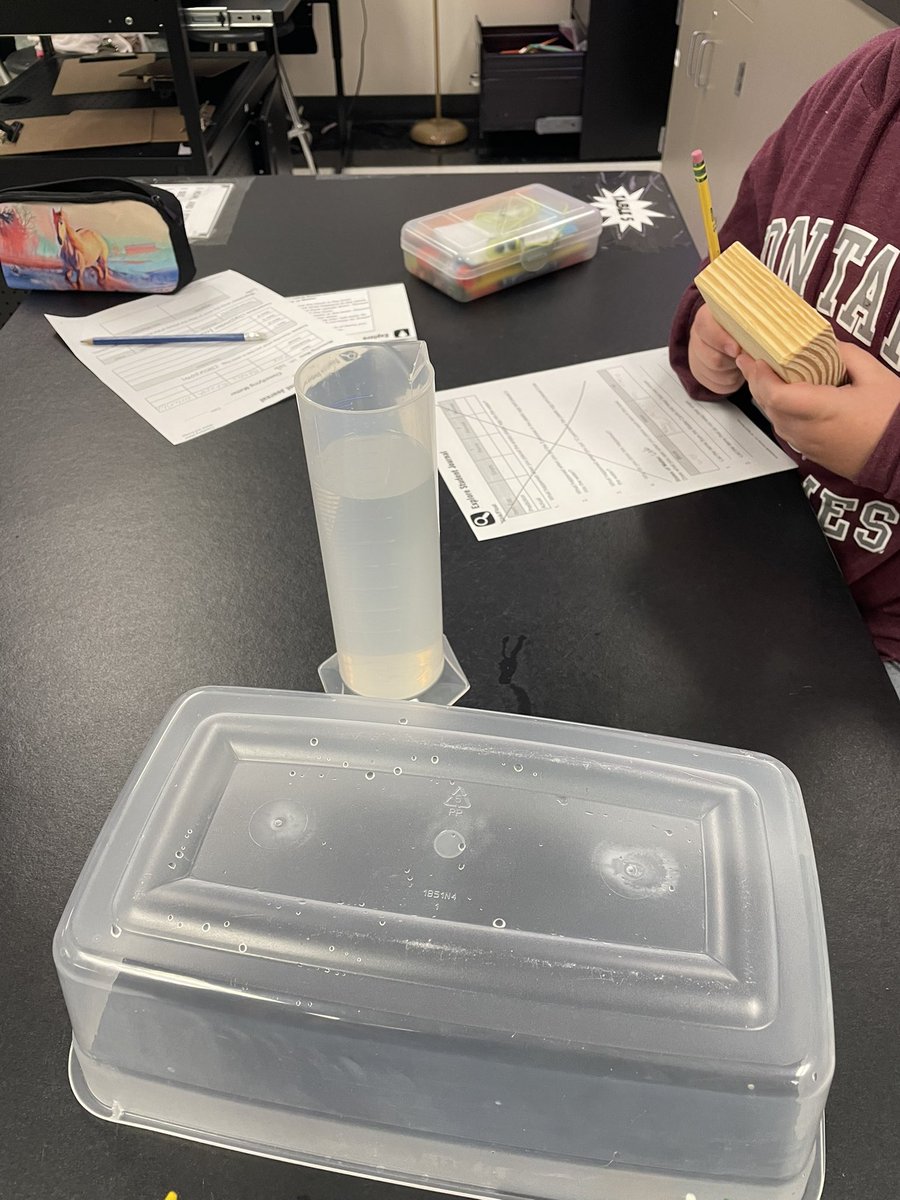 Fun hands-on physical properties lab this week <a href="/BernshausenKISD/">Bernshausen Ele.</a> #thepowerofyet