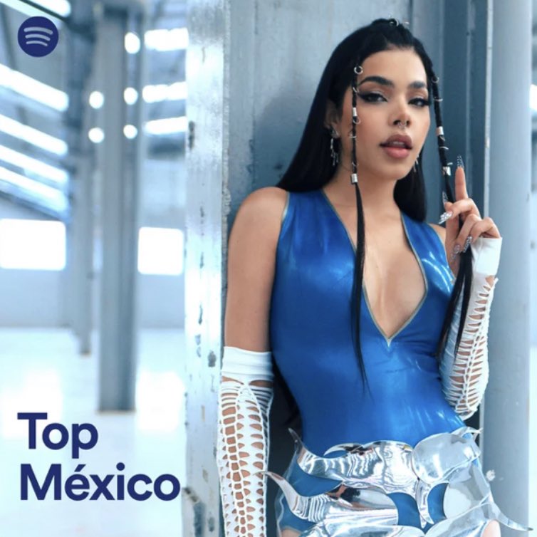 KeniaOsTweets's tweet photo. “Top México” — Spotify Playlist:

#1. “Mía Mía” – @KeniaOS (NEW)

— También es portada y con más de 440mil seguidores, incluye a los más grandres éxitos de artistas mexicanos. https://t.co/QBBMfUaGBo