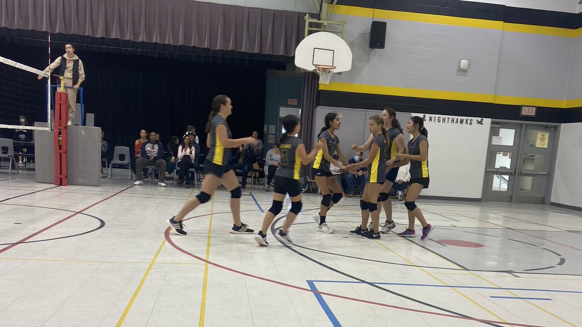 JackMinerPE's tweet photo. Another great night of volleyball for our intermediate girls. Thanks to @BlairRidgePS for an early season Area E battle! #threehits #firsthomegame @jackminer_ps @DEAA_SPORTS https://t.co/WLuZLm7HgM