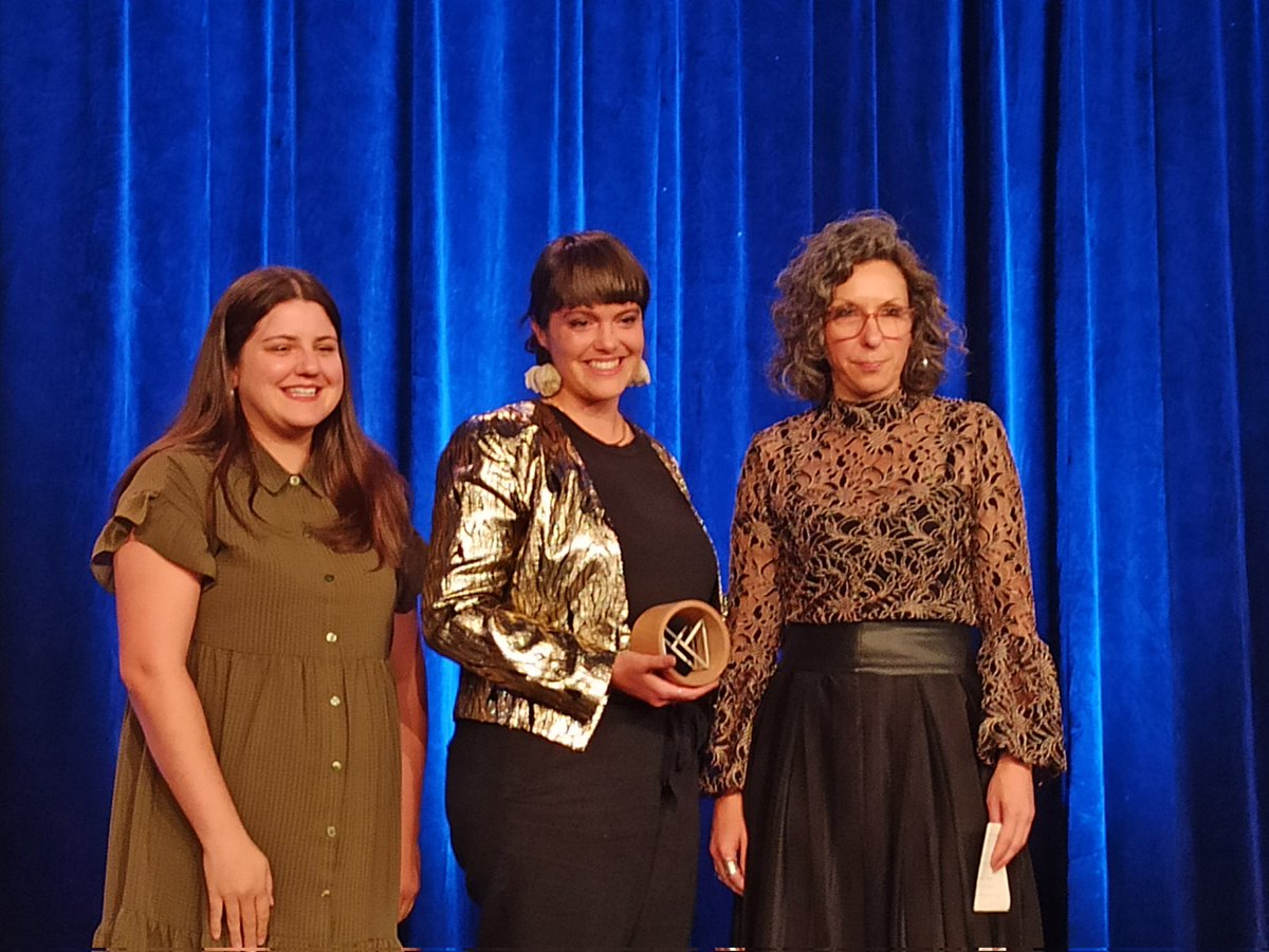 #SMQ2022 Le Prix Excellence - catégorie 4, a été décerné au <a href="/MuseeBSL/">MBSL</a> pour leur exposition Rita Letendre, Lignes de force / Lines of Strenght. Félicitations! #PrixExcellence2022