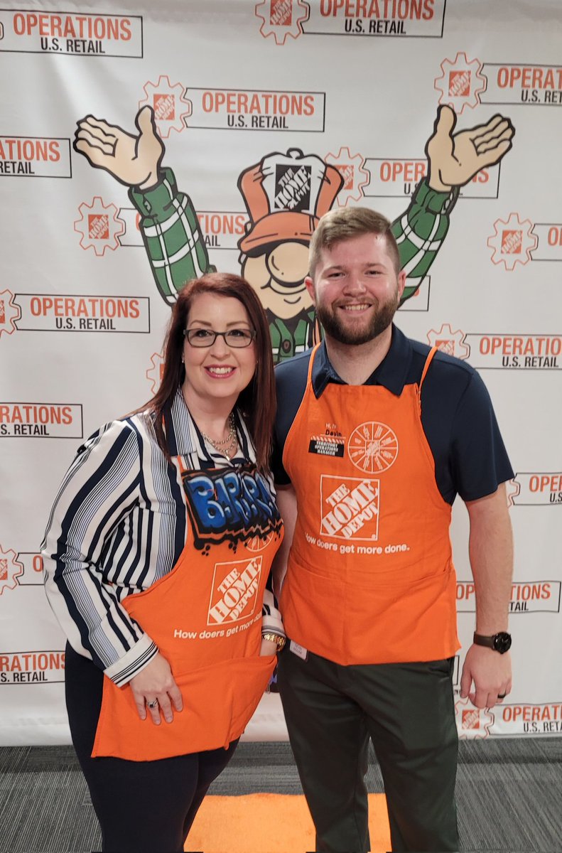 Dynamic duo getting it done! Batman couldn't do it without Robin. FLOS 2022
