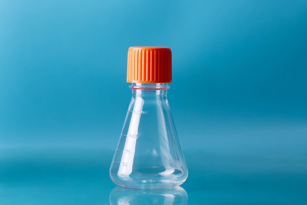 LabConsumables's tweet image. Triangular cell culture shake flask