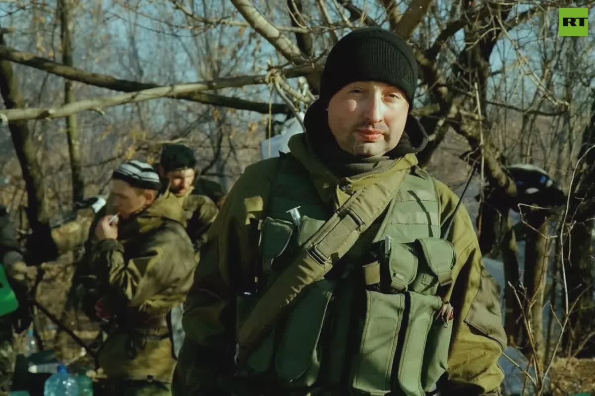 Командир отряда, сражающийся в Лимане, БАРС-13 Сергей Фомченков: «Мы готовы стоять до конца»
 Идёт жёсткий бой. Наши герои рубятся и делают все, чтобы удержать позиции и не дать противнику закрепиться. Ситуация крайне тяжелая. Прошу ваших Молитв. Читаем Живый в Помощи.