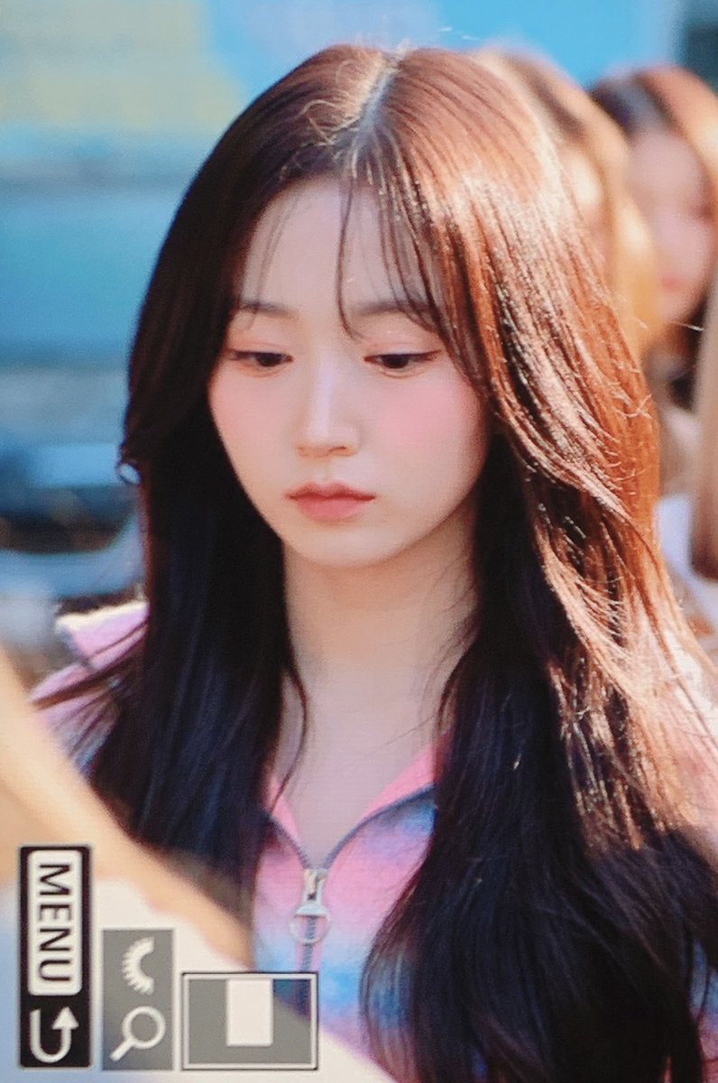 Overthesky0225's tweet photo. 220930 해원프리뷰
#NMIXX #엔믹스 #HAEWON #해원 https://t.co/MIZeCSKnrV