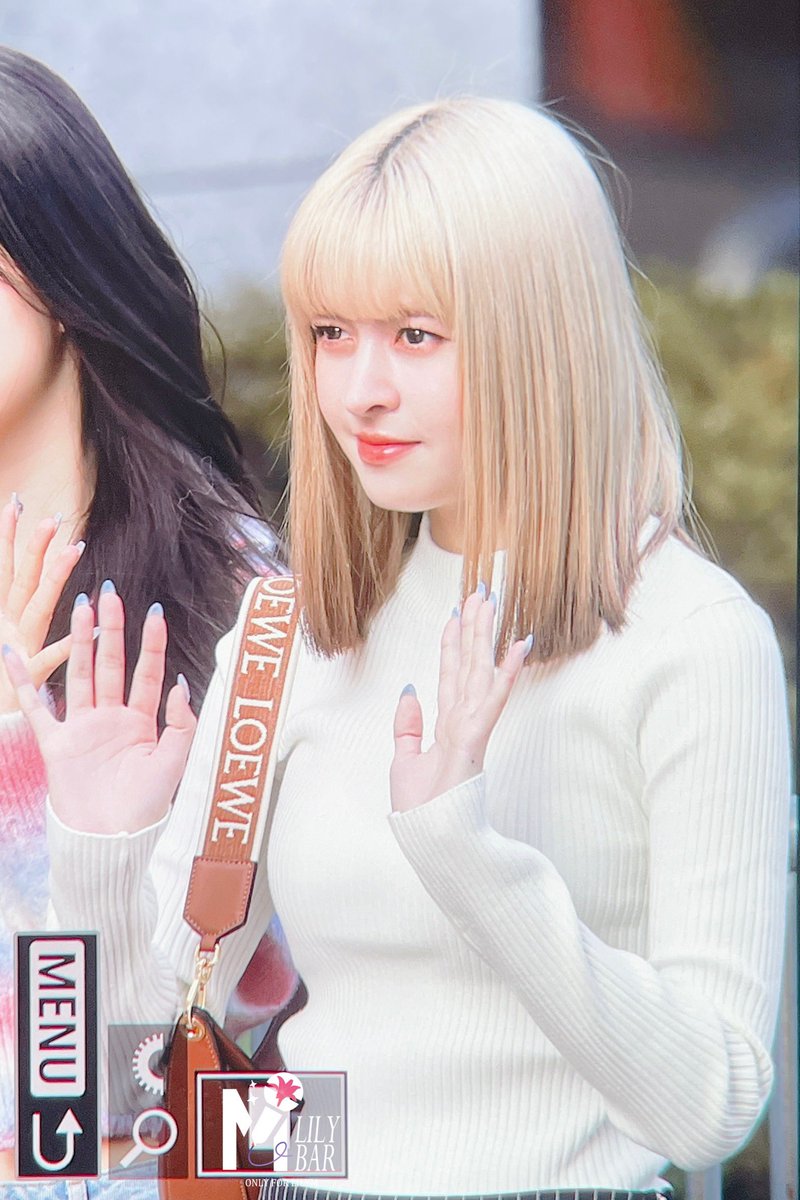 Lily_SeaSalt's tweet photo. 220930 MusicBank Preview

#엔믹스 #릴리 #NMIXX #LILY #LILYM #릴리의버블모험 https://t.co/aaQKyIjwkc