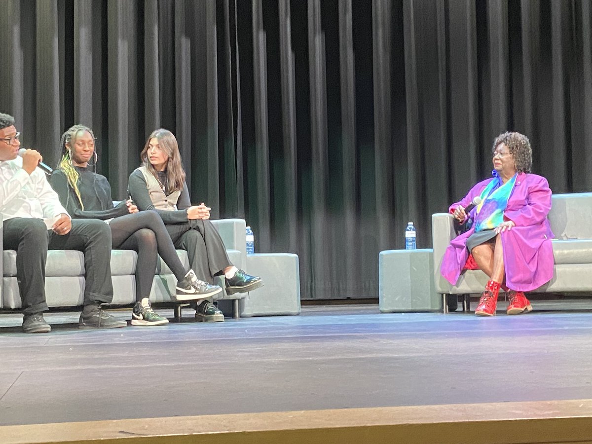 DrGreen590's tweet photo. Thank you, Dr. Jean Augustine for all you have done to empower our community and Country. https://t.co/3KGPhiDkSE