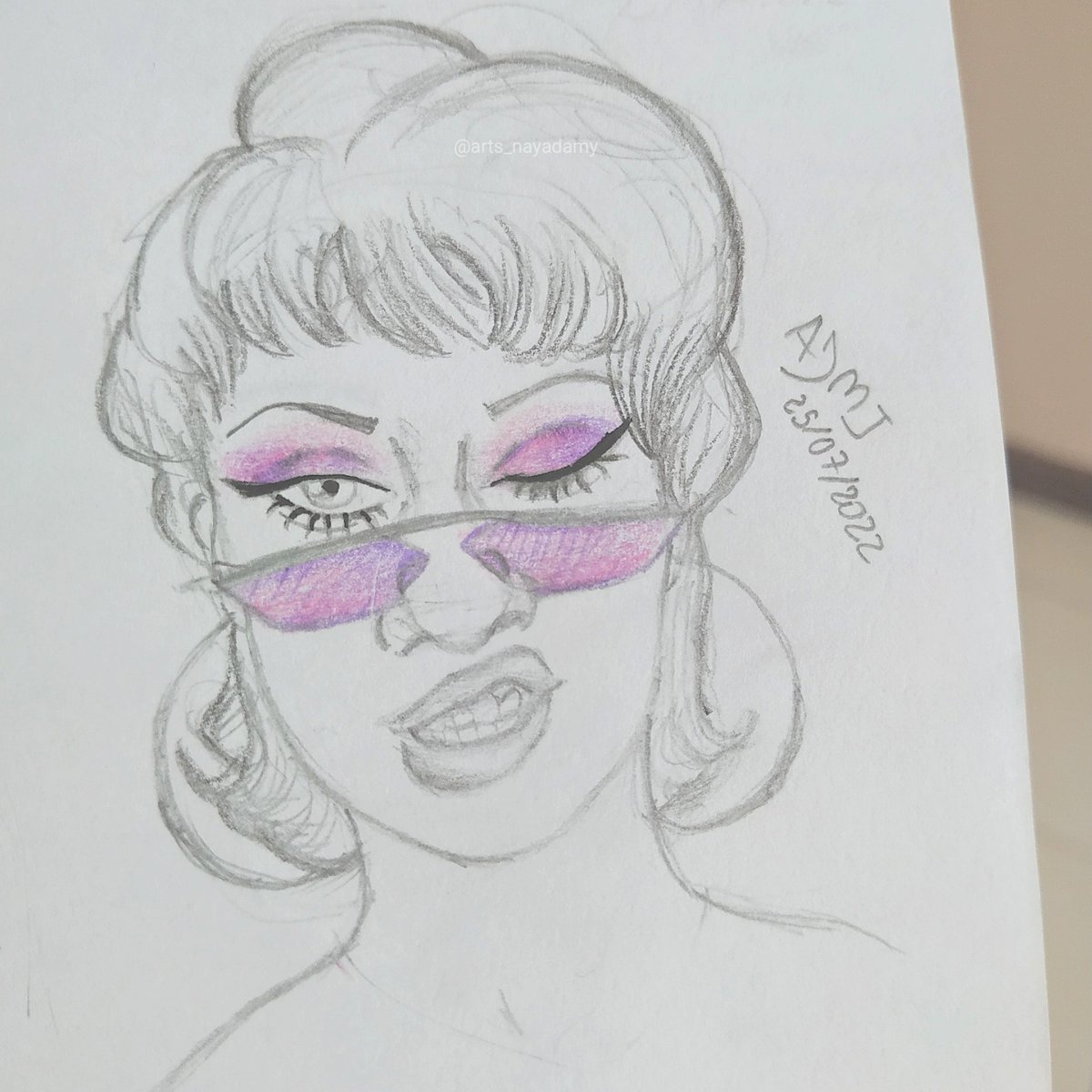 nayadamy_mj's tweet image. /✨🌻✨/～♡
Just some sketches of random characters &amp;lt;3 , I&apos;ve done in this past few weeks ~ I just wanted to share with you
instagram.com/p/CjG2Qu2MweM/…… 

Hope you like it ｡♡ 
.
🏷️
#anatomy #drawing #referenceposes #potrait #lineart #experimentalart #expression #linework #art