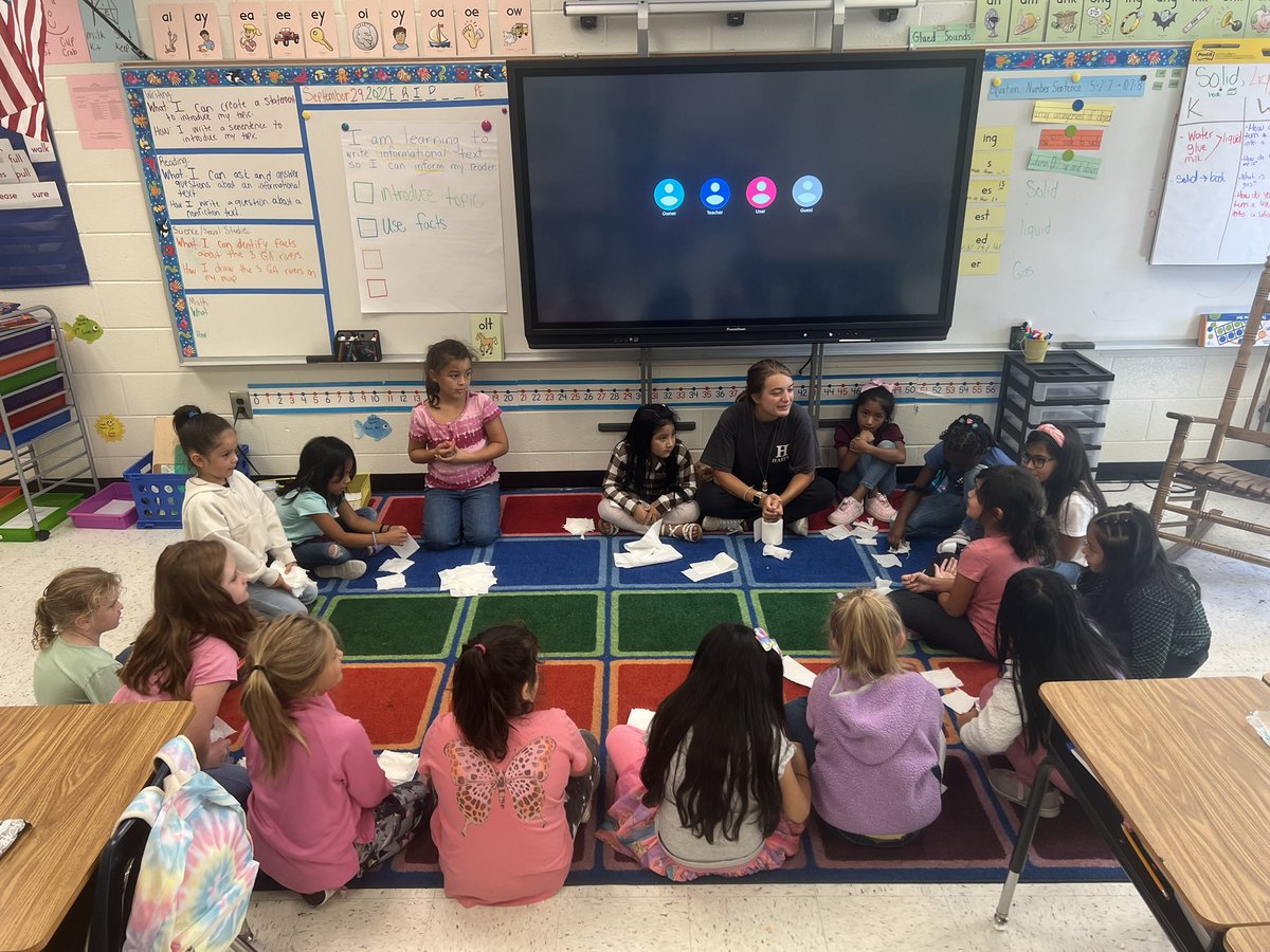 CarsonObryant's tweet photo. The first ever @Hasty_Huskies Girls on the Run club was a huge hit! We had so much fun getting to know each other and using The Path To Becoming. @MadisonDionne2 @MRegan0123 @Beth_Coryell @JanetMarotte777 https://t.co/z3CWVCtDMS
