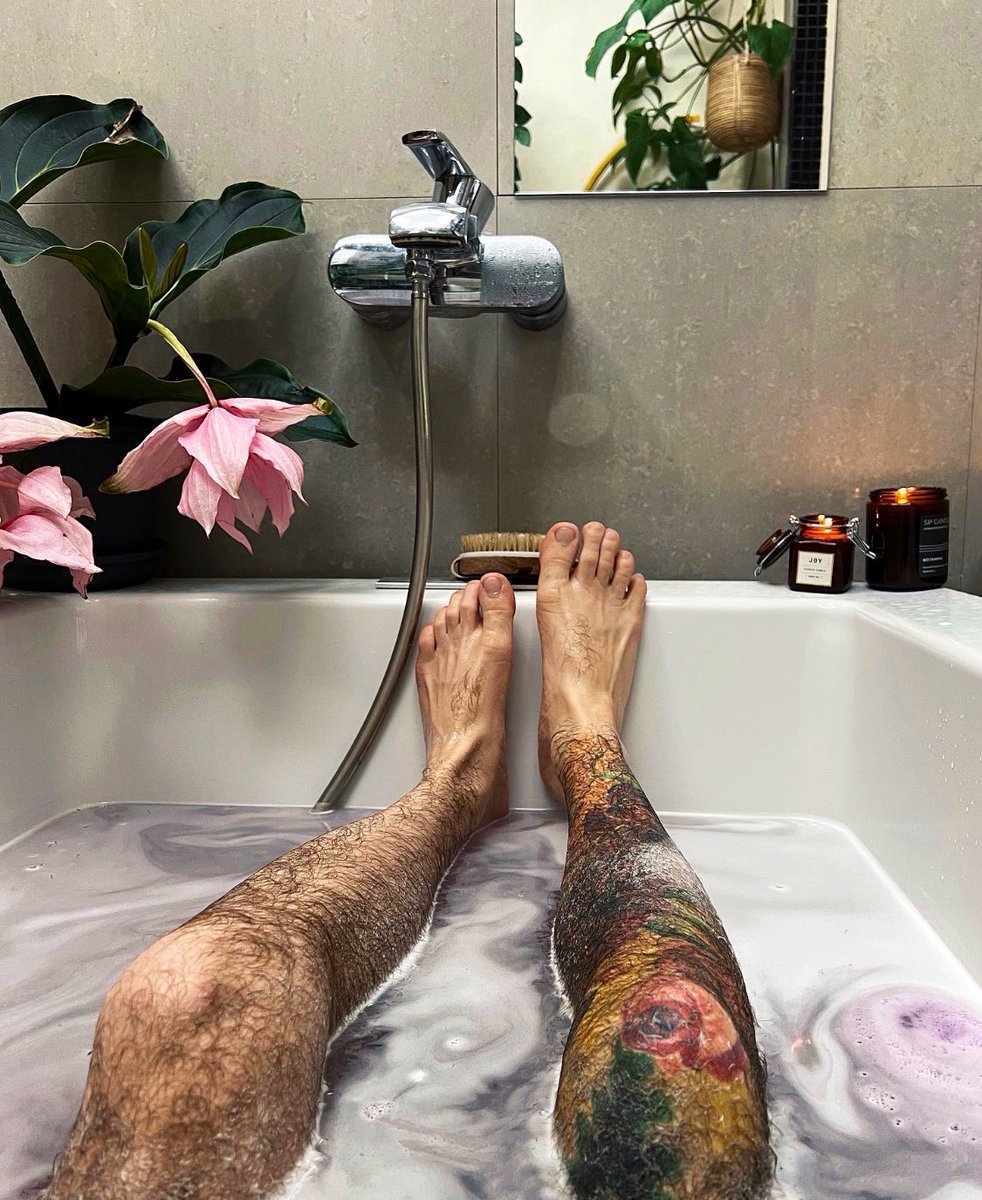 Feet Maniac tweet media