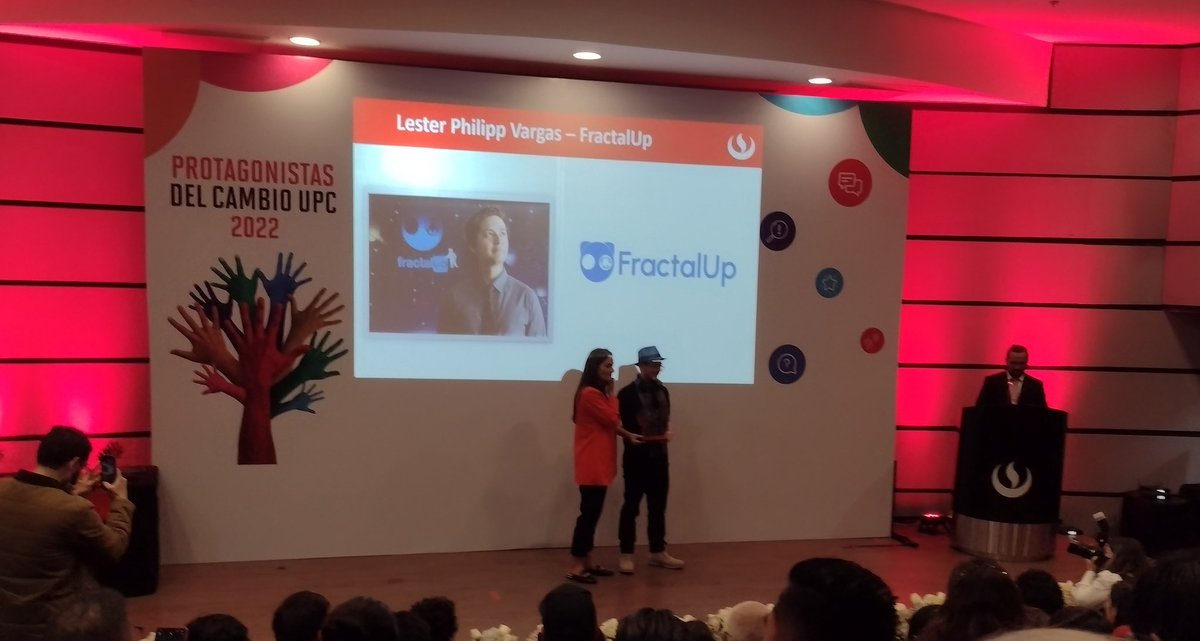 NuValenzuela's tweet photo. Felicitaciones @FractalUp !!! #ProtagonistasDelCambio 2022 @UPCedu https://t.co/yYHte7l0Gj