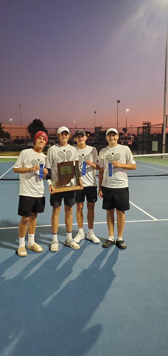 BaronBoysTennis's tweet photo. Congrats Baron Tennis Team! 

2022 Sectional Championships https://t.co/7rSGkdE25H