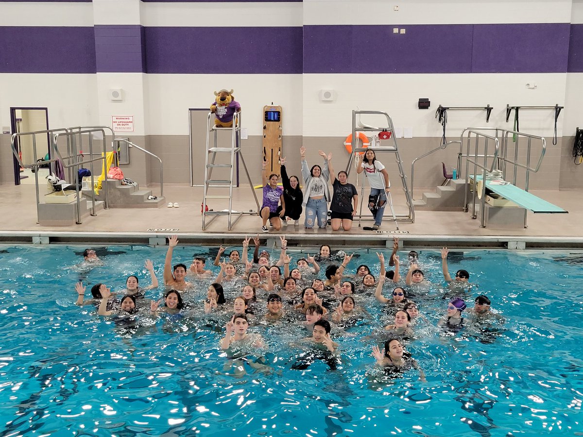 MRHS_Swimming's tweet photo. A lot of fun was had at our purple/white meet tonight. Great job Mavs! https://t.co/kUvJcee7MJ