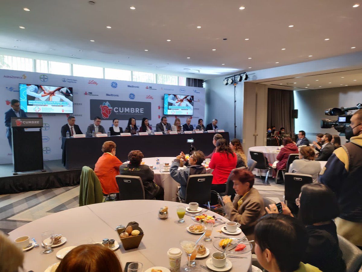 CloseUpCompany's tweet photo. 🔵 Ayer realizamos el evento de presentación de 𝗖𝘂𝗺𝗯𝗿𝗲 𝗣𝗮𝗿𝗮 𝗧𝗼𝗱𝗼𝘀, una alianza sin precedentes de 10 compañías #líderes en #innovacióncardiovascular, la cual busca transformar y mejorar la atención de las #enfermedadescardíacas en #México 🧑🏻‍⚕️ https://t.co/kCIxBQEnTE