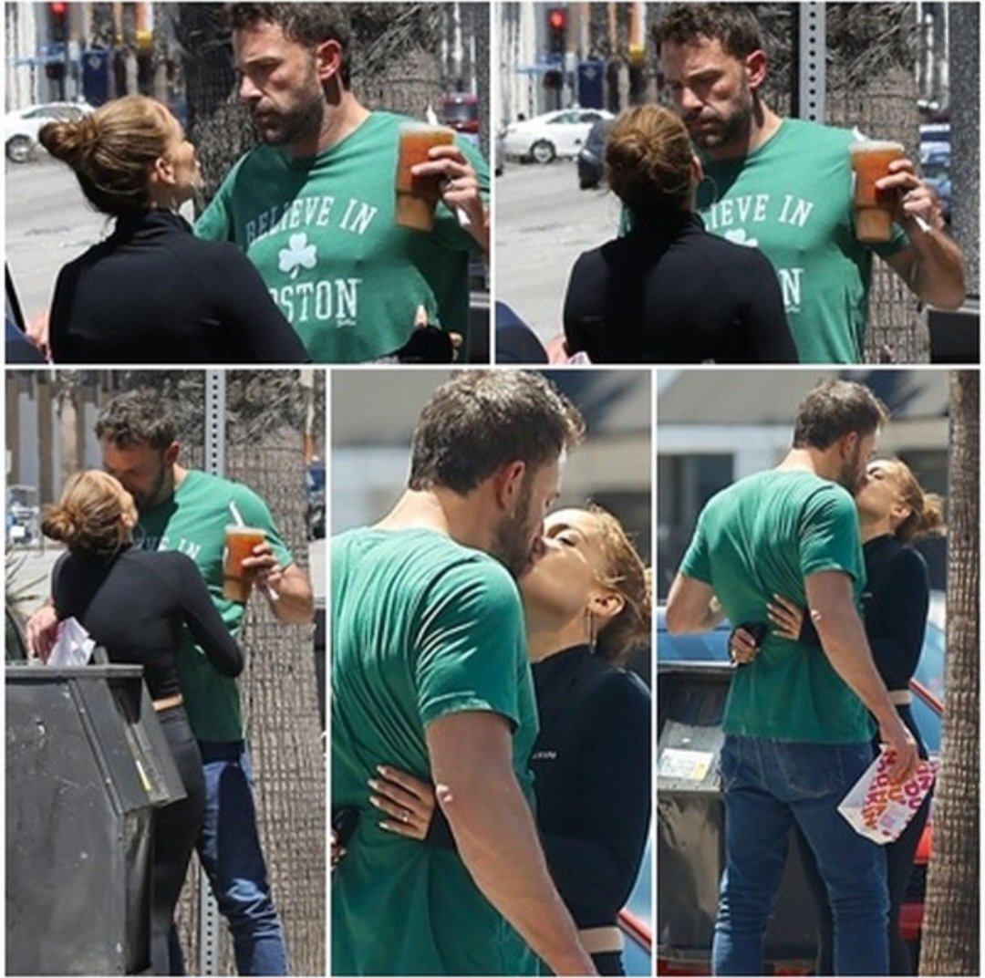 re_jlo's tweet photo. ❤️❤️
@JLo 
.
#bennifer #JLo #jlobooty #BenAffleck #love #truelove #JenniferLopez https://t.co/ZTZanGkOKt