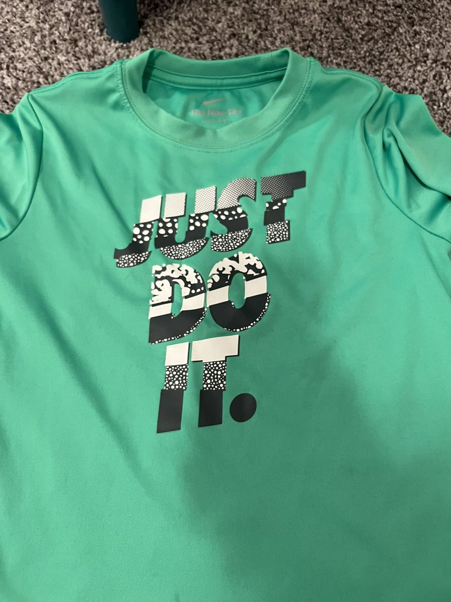 smilesavy's tweet photo. @Nike two wears and the seams are already ripping out?!  What happened to quality? #noquality #terrible #twowears #seamsdestroyed #sadkid https://t.co/x8g4EiPWHp