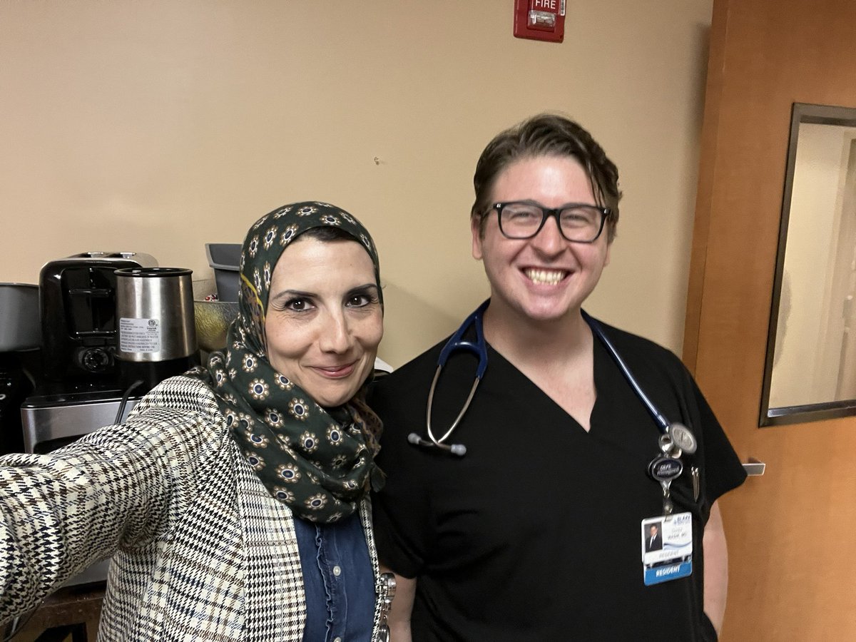 Hurricane  Team A💪🏼, we here <a href="/ResidencyBlake/">IM Residency at Blake Medical Center</a> can’t thank our residents enough for all the heroic work they do. Few minutes to eat before going back to work and being in house for the last 72 hours. #IMProud #WeResidentsDo <a href="/SocietyHospMed/">Society of Hospital Medicine</a> @FLACPchapter