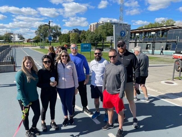 JPeyiotis_TD's tweet photo. We 'Walked this Way' for @UnitedWayHH with our ONETD Burloak team today. #UnitedWay #WalkThisWay #locallove #TDWealth #FinancialPlanning #ONETD
Support our Halton & Hamilton Community by donating today: https://t.co/WTrLCP48I3 https://t.co/TngMuYpPId