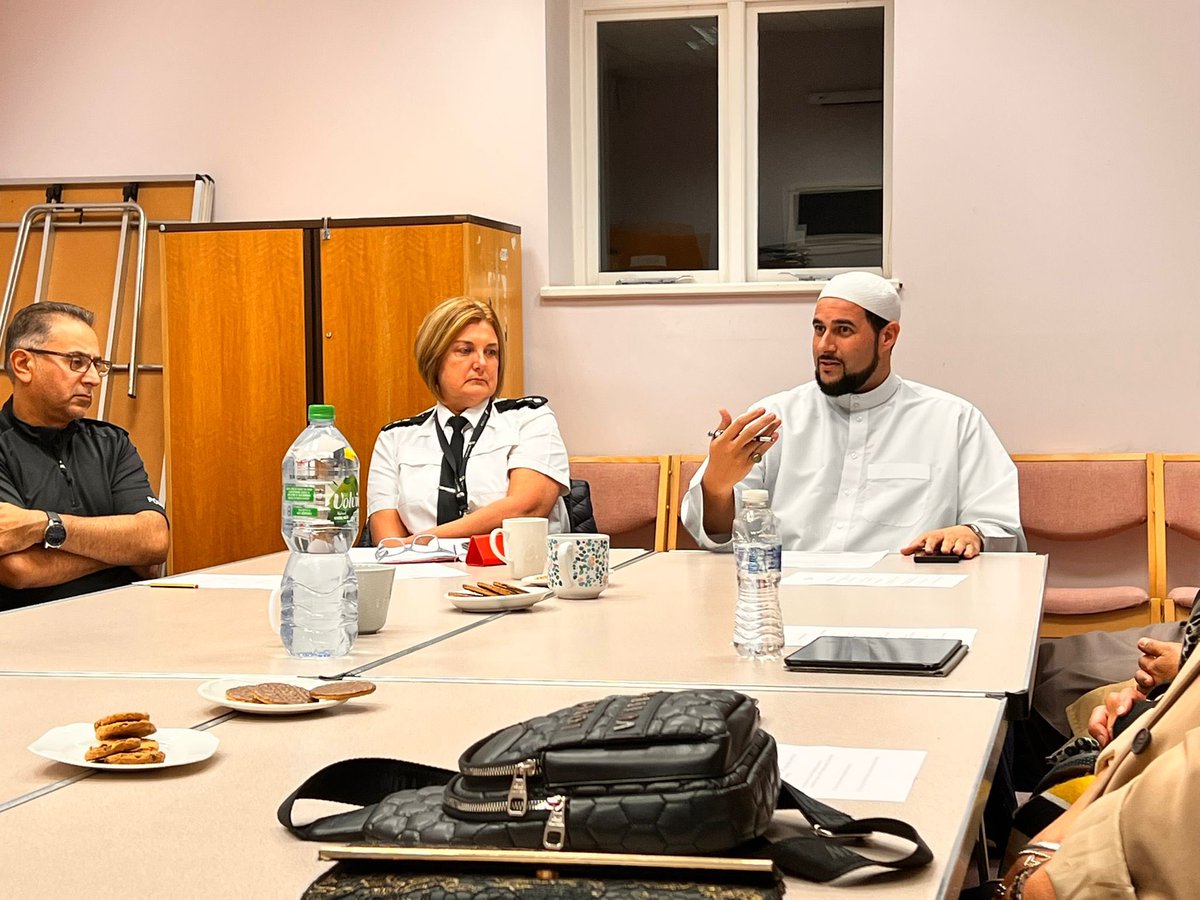 Attended a meeting in Preston organised by Light Foundation, prominent leaders of the Hindu and Muslim communities primarily from the North West of England, including civic leaders, senior Police officers representing Lancashire Constabulary.