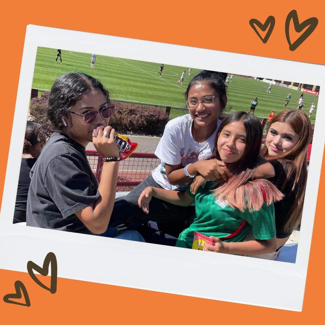 GatewayHSSoccer's tweet photo. Lovely Sunday with the Gateway girls soccer players at the DU Women’s soccer game vs. North Dakota @DU_WSoccer https://t.co/yuciDHTMm0
