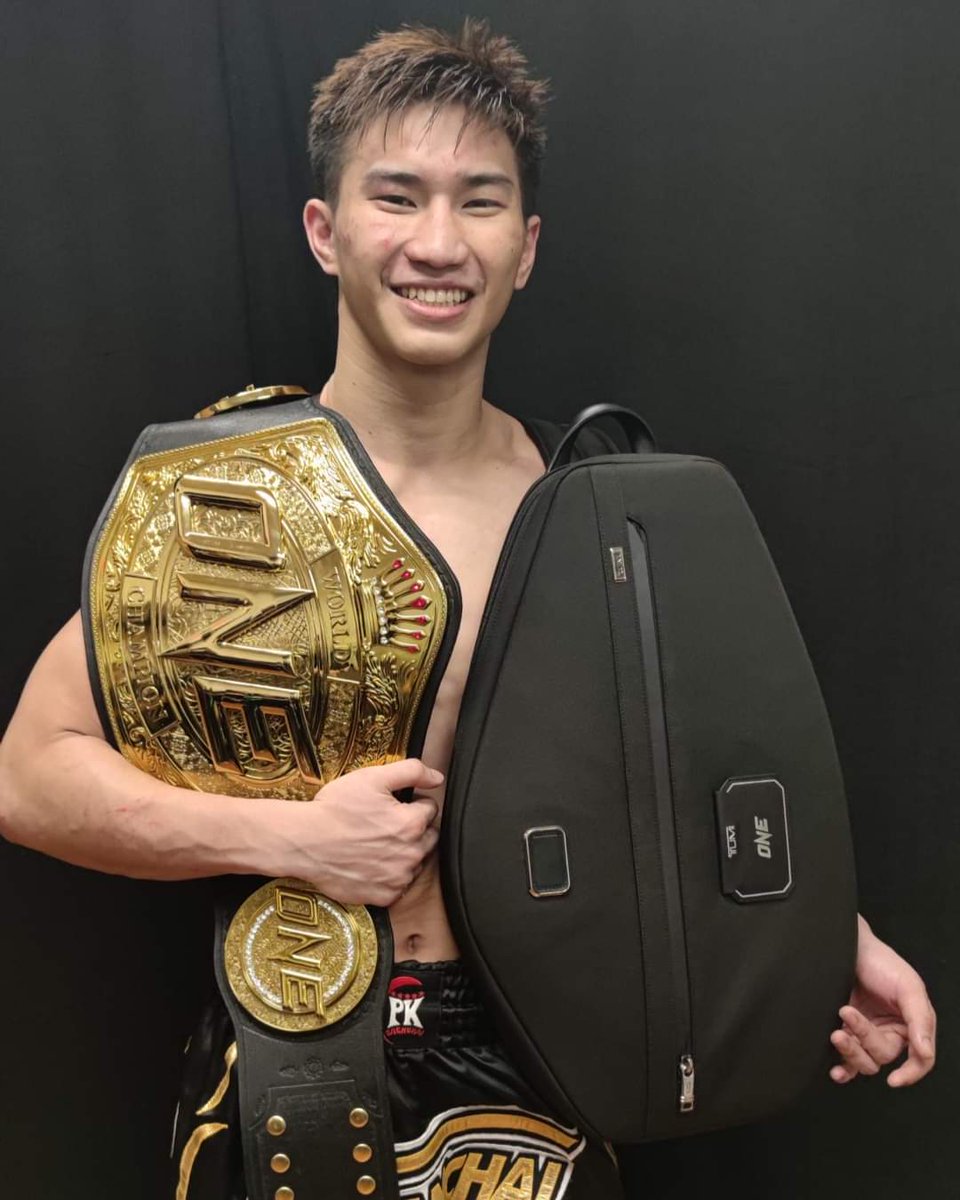 KevinBelingon's tweet photo. Congratulations to the NEW ONE Featherweight muay Thai king Tawanchai Pk.Saenchai💪 @ONEChampionship #WeAreOne https://t.co/C8VPH83wpC