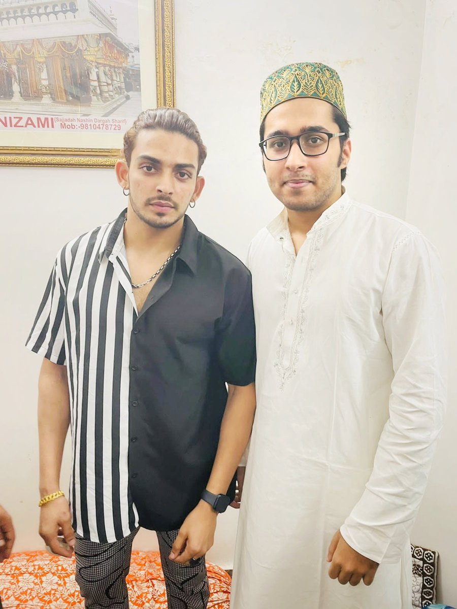 Maula ziyarat qubool farmaye 💕

#nizamuddinauliya #nizamuddindargah