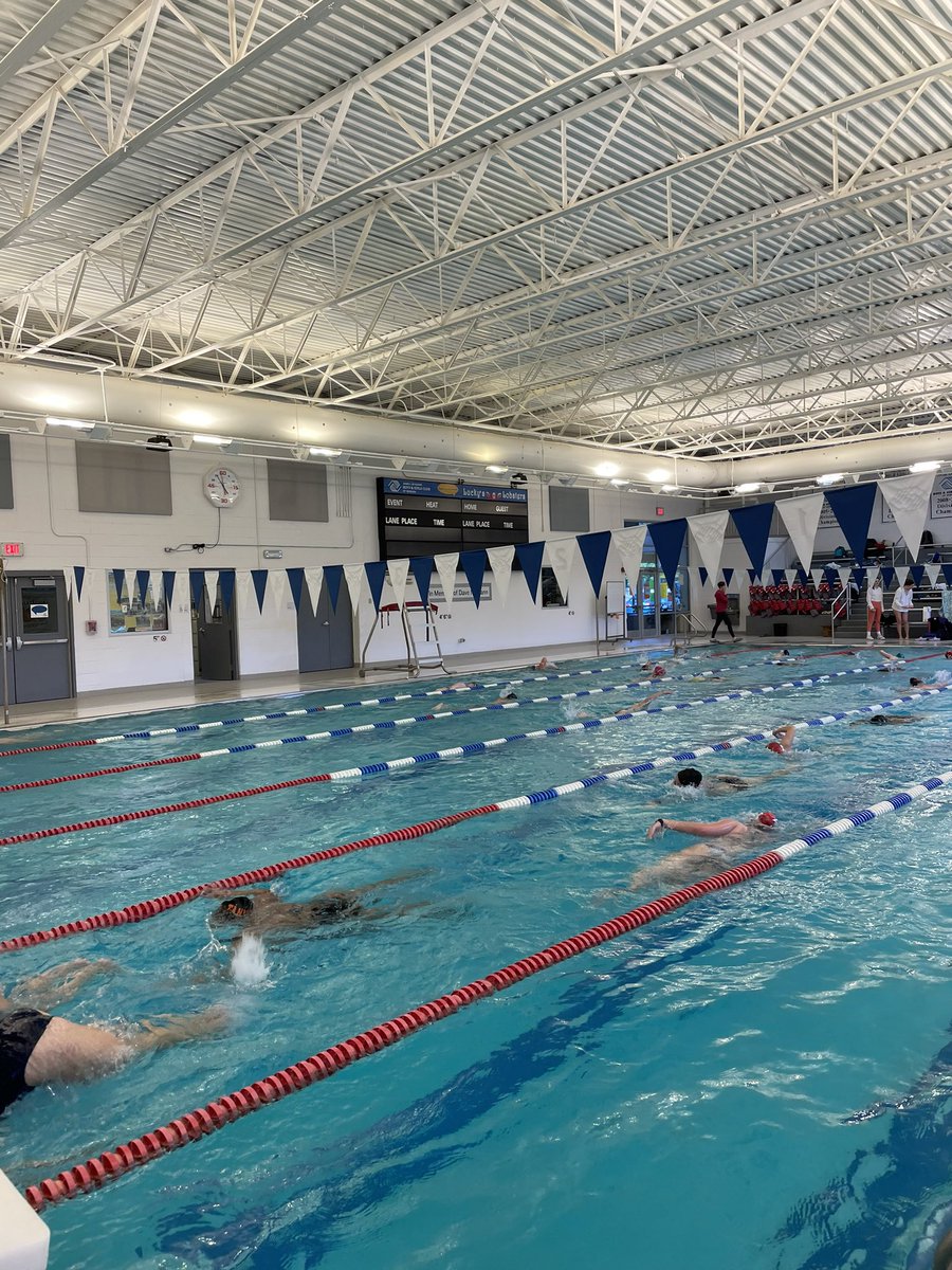 Woburn/Burlington HS Swim Team tweet media
