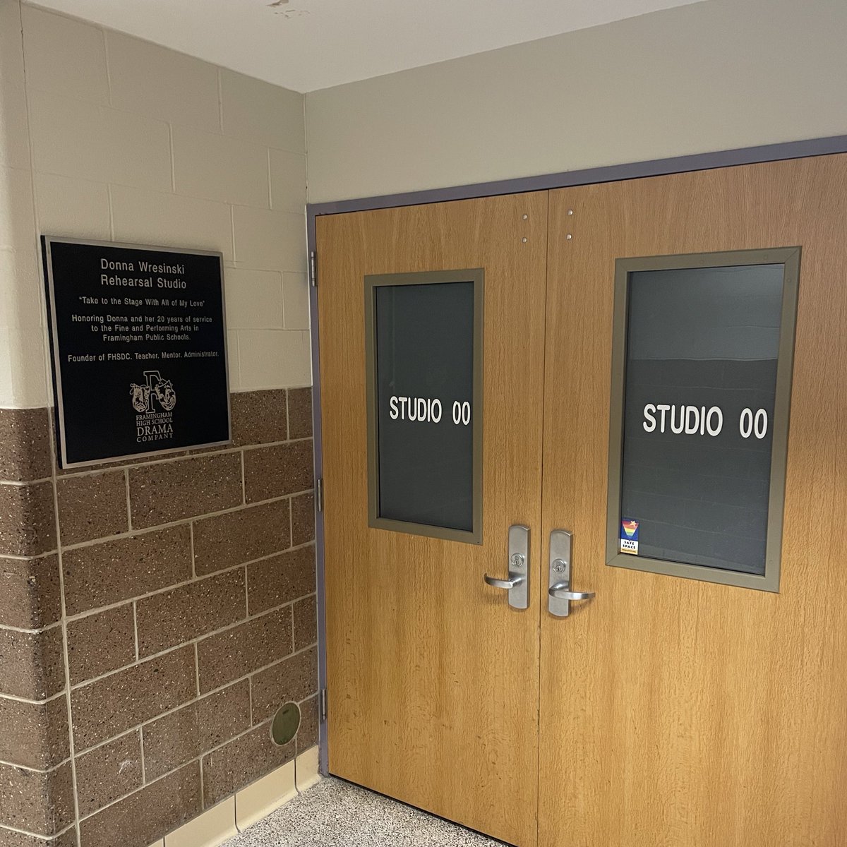 FHS Drama Company tweet media