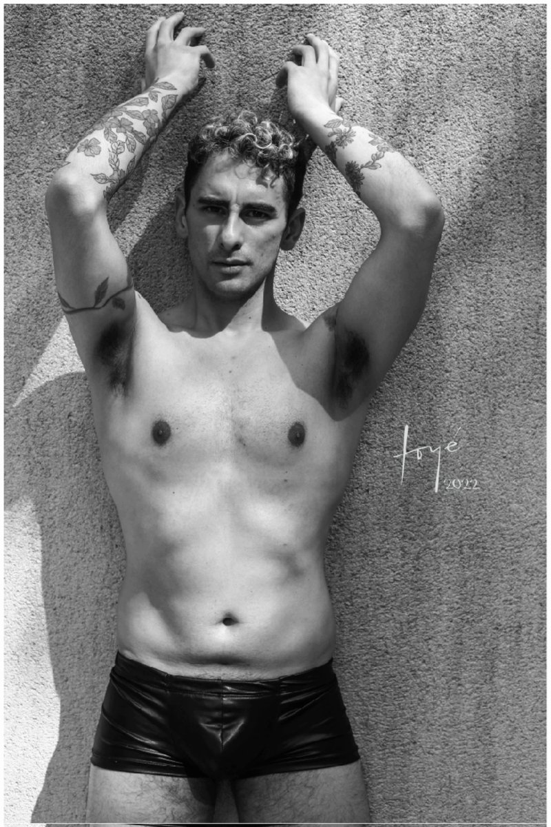CiardulloMatias's tweet photo. Foto de @fotografotoye 
.
.
.
#modelomasculino #modeloargentino #modelboy #malemodel #picoftheday #tattoo #boy #fit #muscle #miradas #latino #instaman  #modelhot #modelbrasil #men #indumentaria  #pride #love #loveislove #boxer #gay #gayboy #gaybrasil #gayespaña #mensfashion #men https://t.co/0Bp1Av4i84