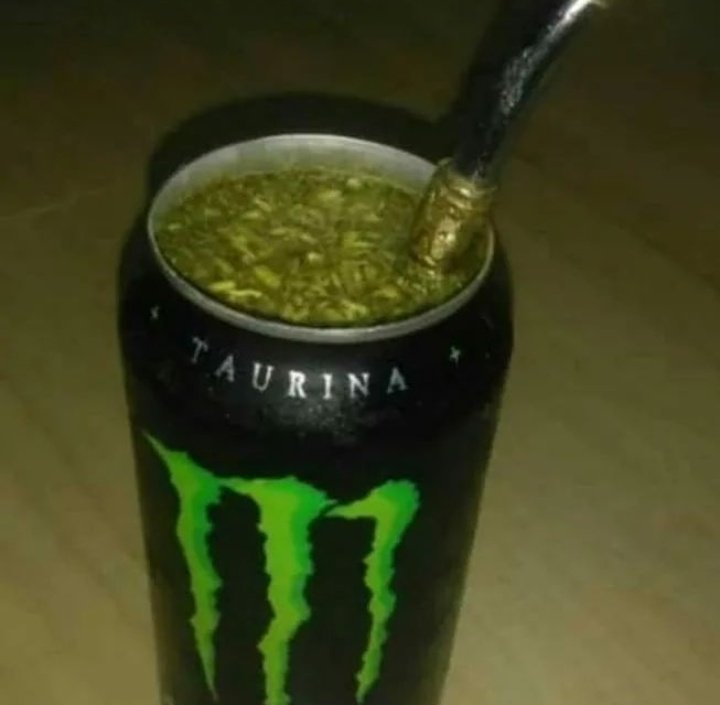 meltedvideos's tweet photo. Psicólogo: o chimarronster não existe, ele não pode te machucar

Chimarronster: https://t.co/4UyOzrTeXU