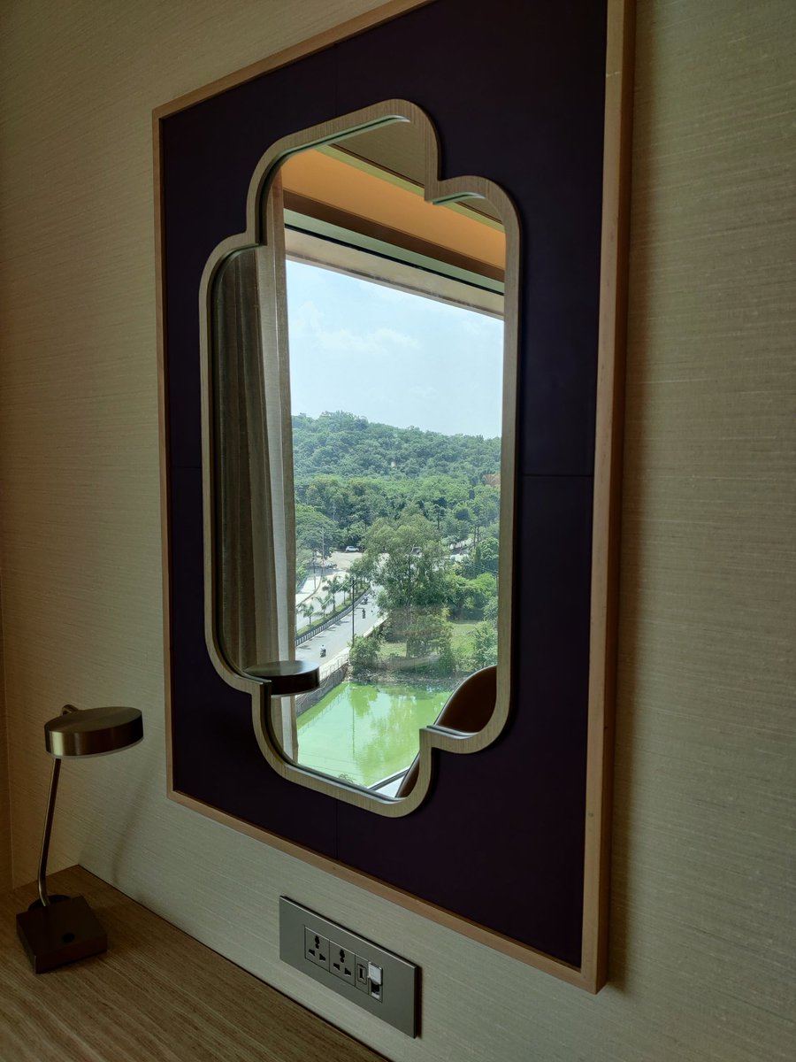 Rabipandacug's tweet photo. Good Morning... Some breathtaking clicks from my room.. #Bhopal is truely the #CityOfLakes.. Enjoying the hospitality at #TajLakeFront
Have a great day ahead guys..
#ଦାଦନଜୀବନ
#MagnificentMP
@Drakshays @lokipalauri @TheMausamMishra @khyudragalpika @SKDAgriMan @BeautyOfOdisha2 https://t.co/VCozdUBLFP